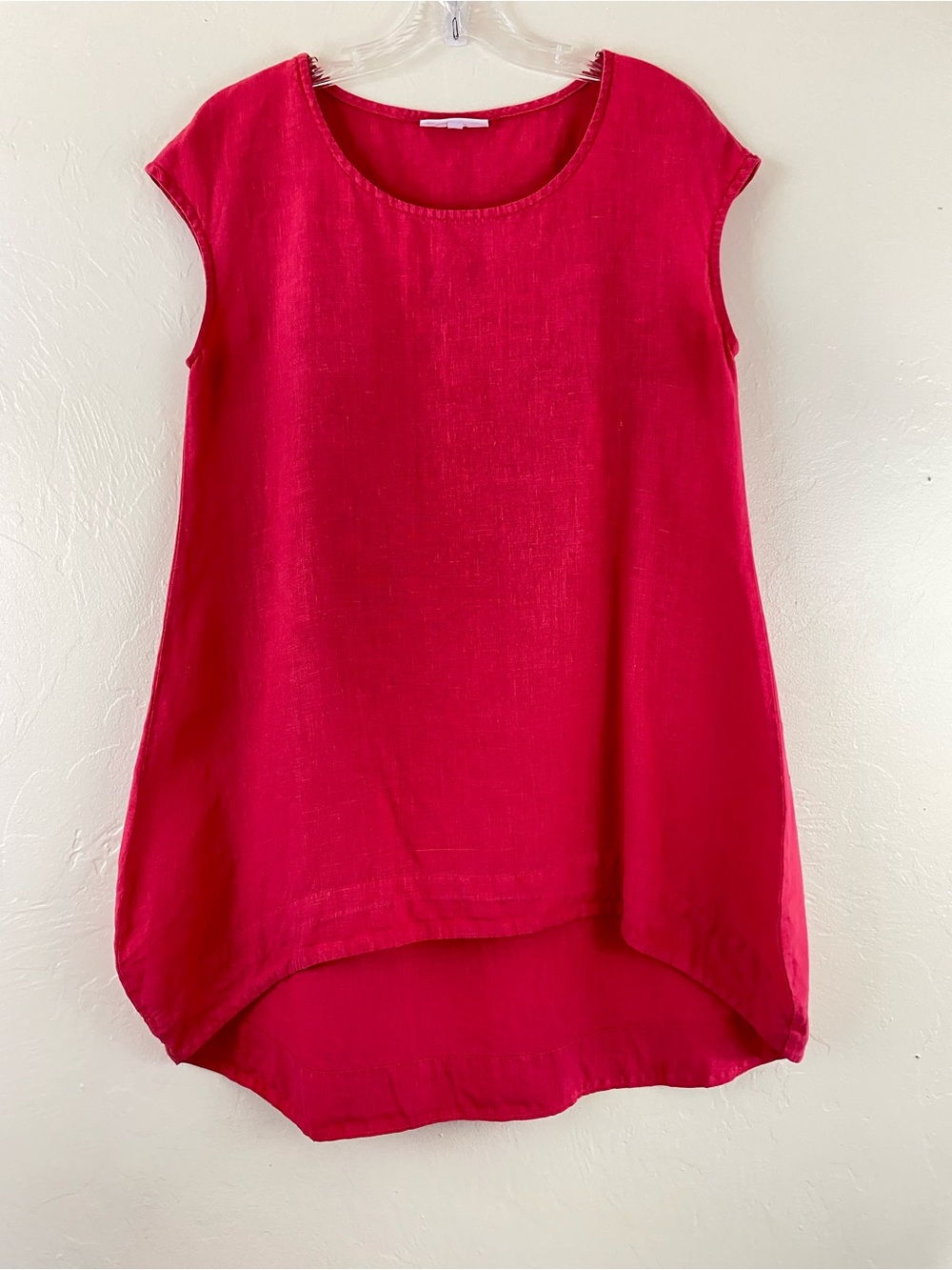 Bryn Walker Size XS Coral Red 100% Linen Short Sleeve Rounded Hem Tunic Blouse